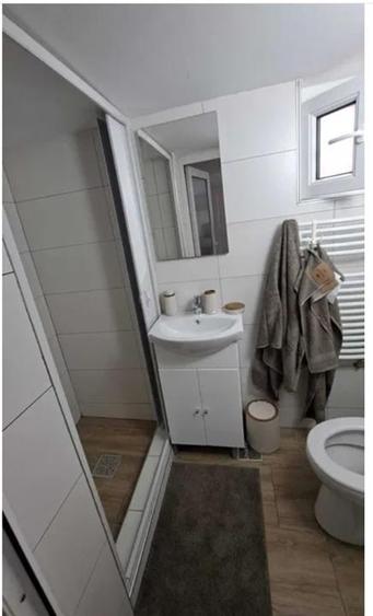 Garsoniera la casa Schei renovata cu curte Petfriendly - 8