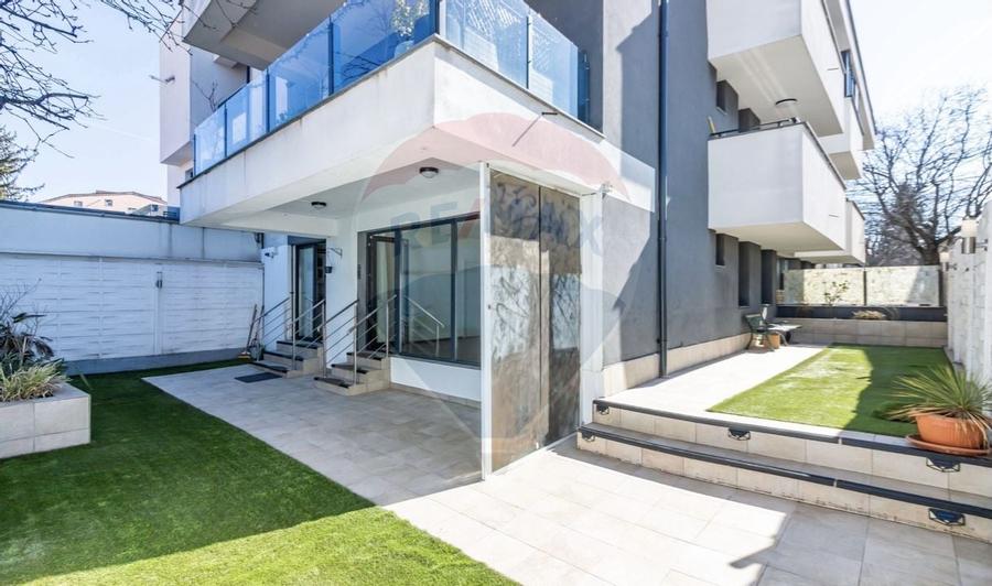 Apartament de vanzare în Bucurestii Noi, curte 80 mp, parcare, boxa - 1