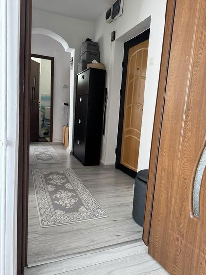 Apartamant cu 3 camere, 2 bai + garaj - 4