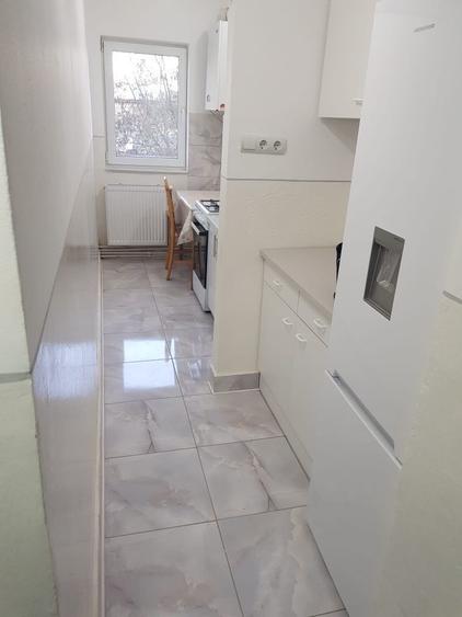 Inchiriez garsoniera - 1