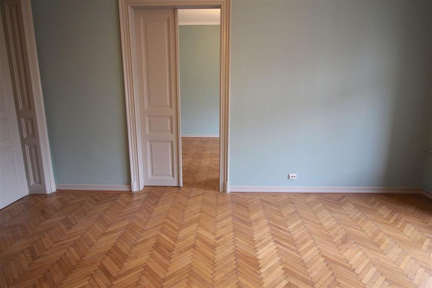 Spatiu de birouri in cladire istorica - 8