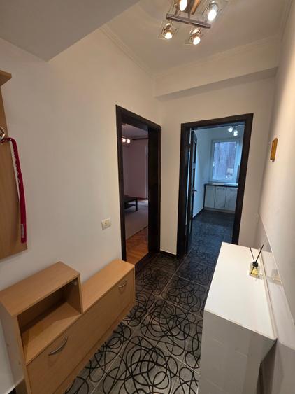 Garsoniera dubla Sala Palatului et 1/7  bloc 1960 centrala proprie 42 mp - 21