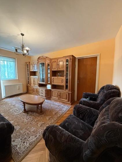 Apartament cu 3 camere semidecomandat, mobilat în Astra