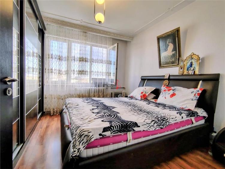 Apartament cu 2 camere decomandat în Titan