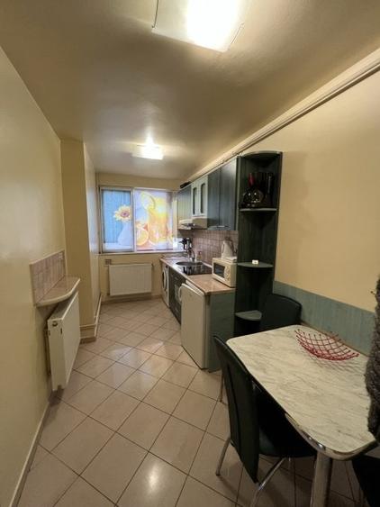 Apartament 2 dormitoare cu hol locuibil, 2 balc, centrala proprie, bloc solid - 20