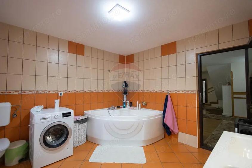 Casa spatioasa de vanzare - 4