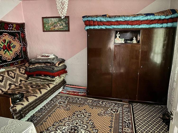 Vand casa si teren la munte. - 4