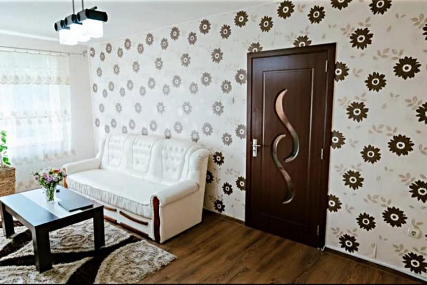 Inchiriez apartament micro 1 - 5