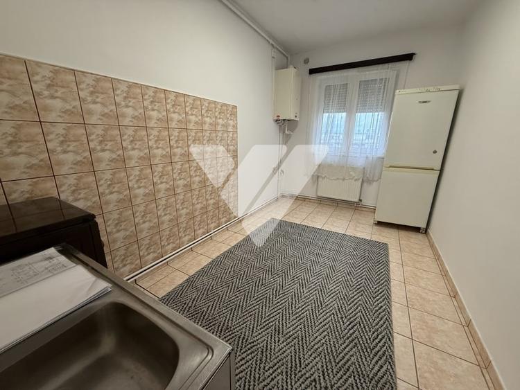 Apartament 2 camere renovat geam la baie zona Tiglari Sibiu - 4