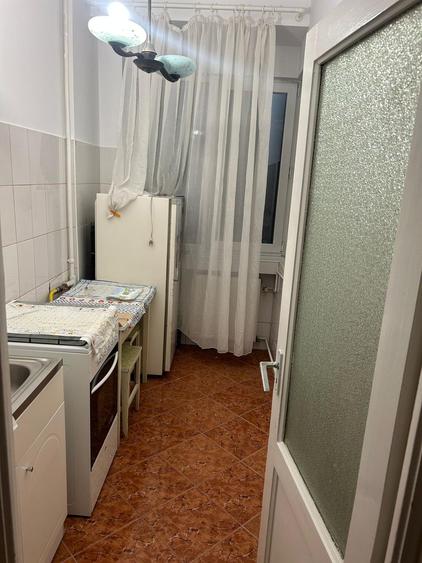 Universitate-- B-dul Nicolae Balcescu - 6