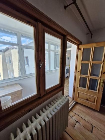 Apartament 3 camere - Comanesti, central. - 5