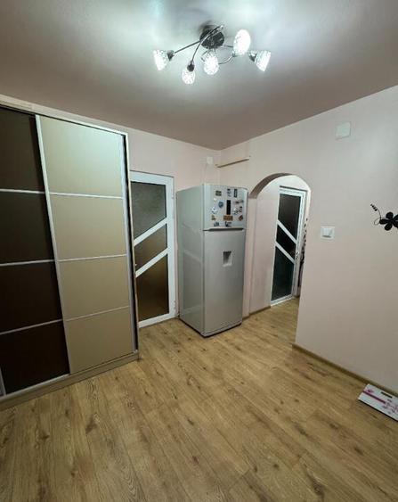 Inchiriez apartament cu 2 camere - 11