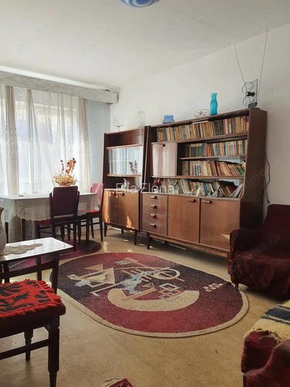 Se vinde apartament cu 3 camere