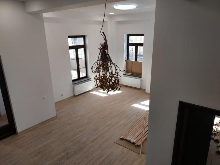 PIATA VICTORIEI-etaj 2 in VILA SUPERBA,130 MP LIFT,,TOTUL NOU,1700 EURO - 11