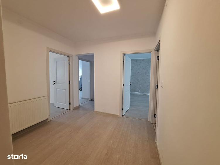 Apartament 3 camere decomandate,renovat,etaj 1,Piata Sud - 10