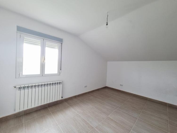 Vila spațioasă cu 3 dormitoare și teren 700 mp Tulucesti - 4