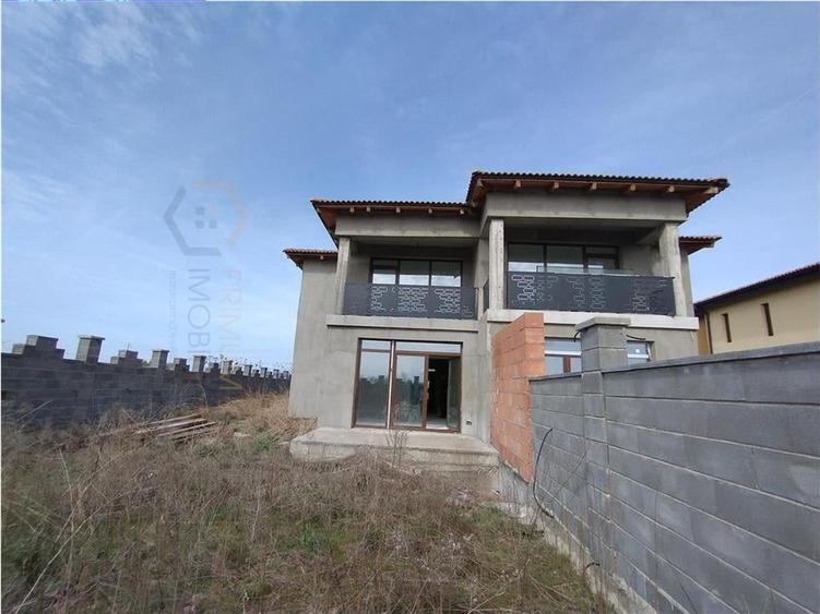 Duplex - personalizare interioara - acces auto - dormitor la parter - 1