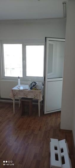 Garsoniera Mioeveni etaj 3 - 6