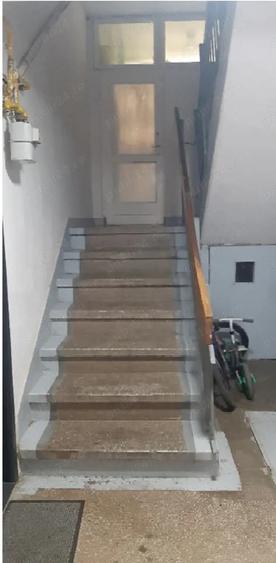 Apartament 3 camere, decomandat, de vanzare zona ultracentrala, Hunedoara (Centrul Civic) - 9