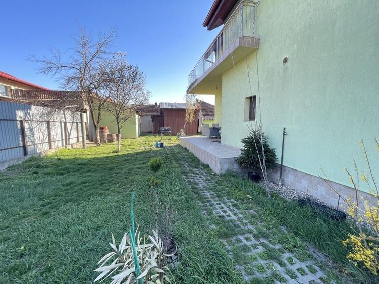 Casa spațioasă  P+1E,526 mp teren-strada liniștită. - 2