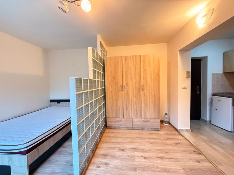 Ap. 1 camera - Facultatea de Mecanica - 9