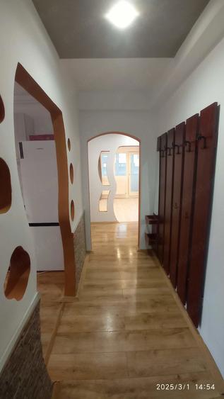 Apartament cu 3 camere decomandat în Gara Mare
