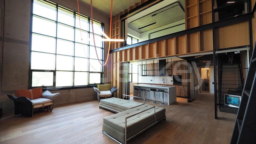 Apartament Loft spatios cu 4 camere | terasa 32mp - 1