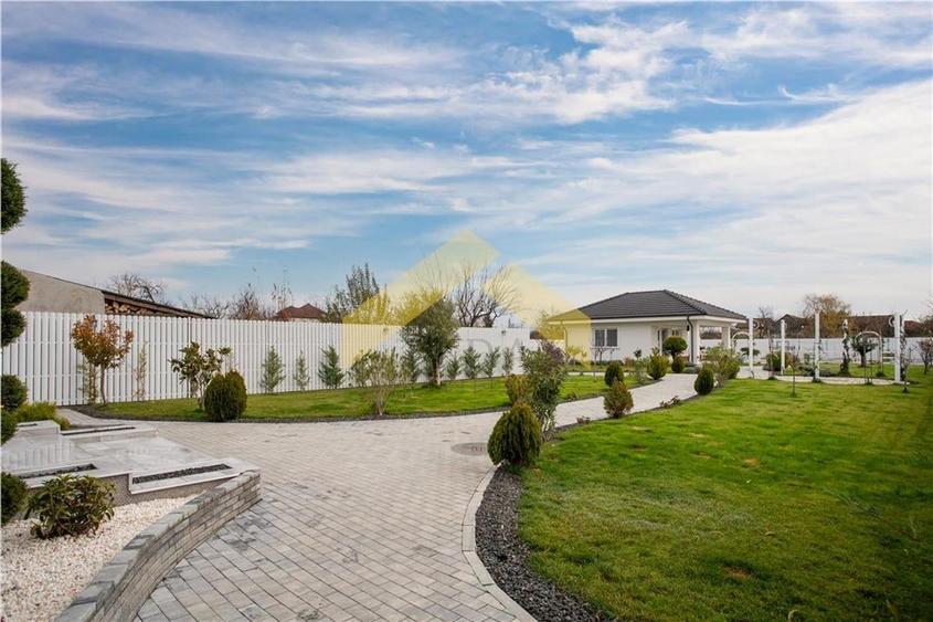 Casa la sol stil Neoclasic modren lux in Mandruloc - 23