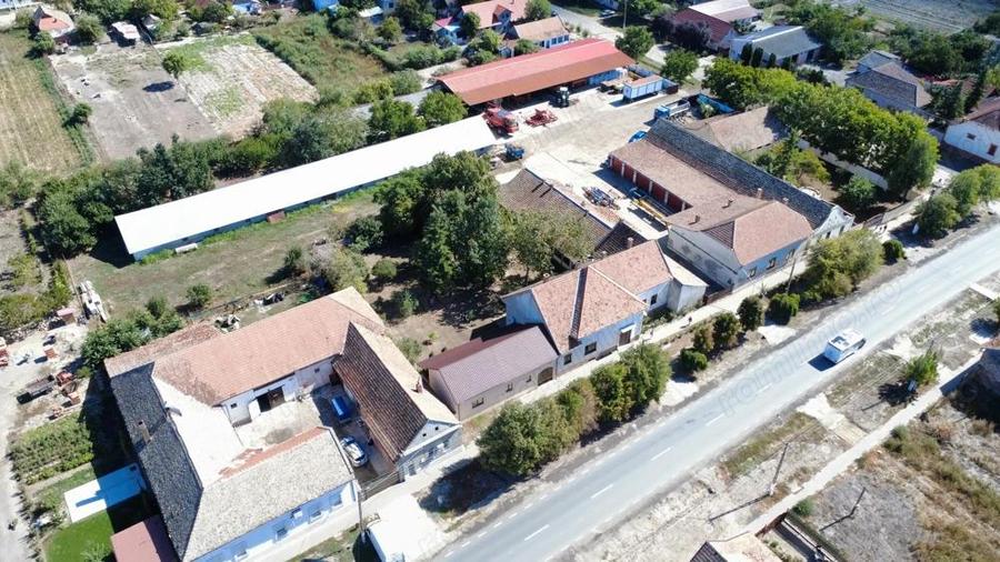 Cenad-Posibilitate Afacere-casa si 669mp teren-Ultracentral - 8