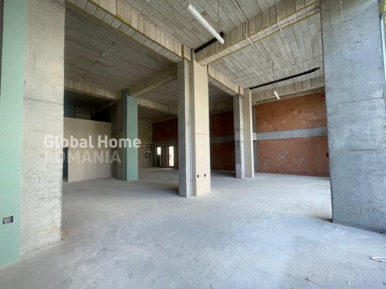 Blevedere Gallery - Fabrica De Glucoza | Spatiu Comercial - Vitrina 7,5ML - 5