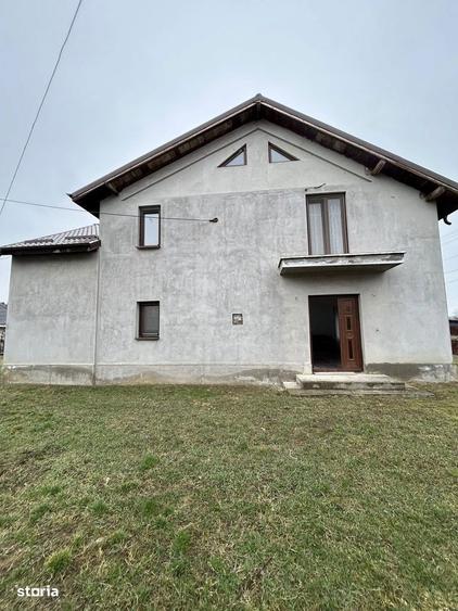 De vanzare casa ?i teren, suprafata teren de 1090mp, P+E - 9