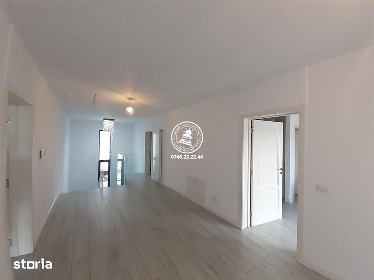 Casă cu 5 camere cu Teren 400 Mp în Lețcani