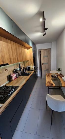 Apartament cu 3 camere decomandat, mobilat în Popești-Leordeni