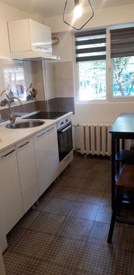 Garsonieră decomandată în Prundu