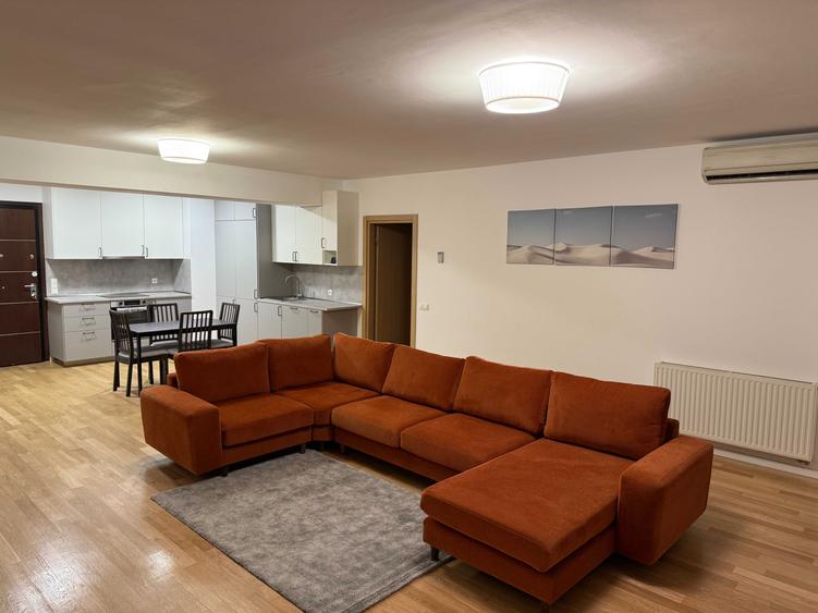 Apartament cu 2 camere decomandat în Pipera
