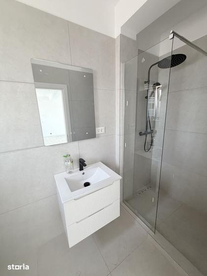 Casă cu 3 camere cu Teren 230 Mp în Central