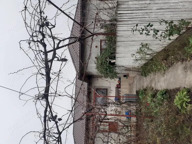 Casă în Central