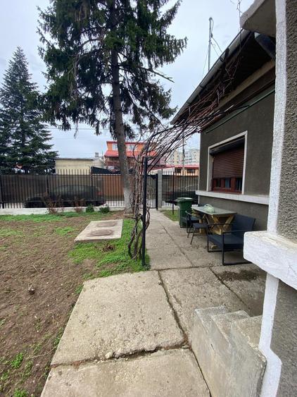Casă cu 3 camere cu Teren 375 Mp în Prelungirea Ghencea