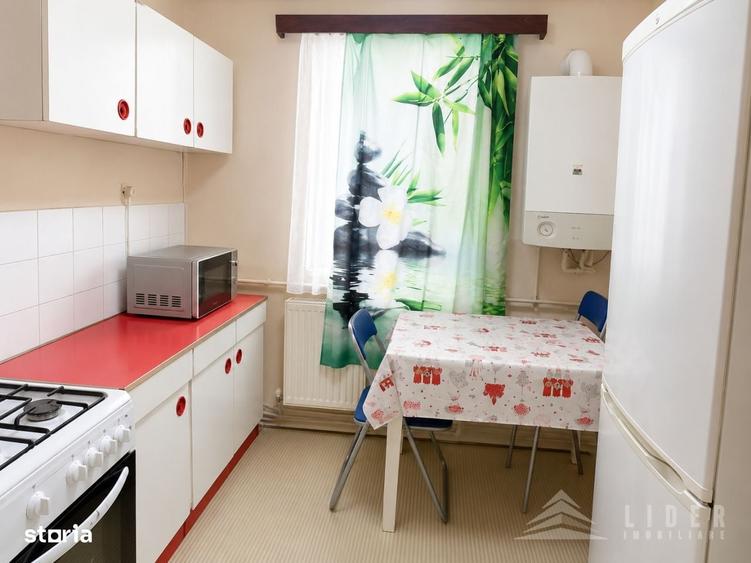 Apartament cu 4 camere decomandat în Gruia