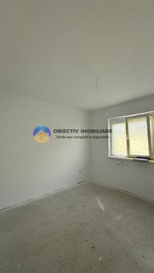 Apartament cu 2 camere semidecomandat în Precista