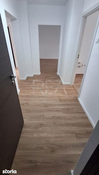 Apartament cu 3 camere decomandat în Nerva Traian