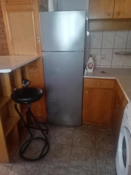 Apartament cu 2 camere decomandat în Mărăței