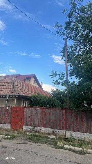 Teren de 437 mp, în 23 August