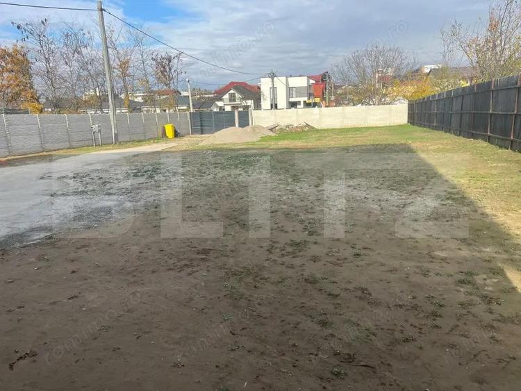 Casă cu Teren 1200 Mp în Central