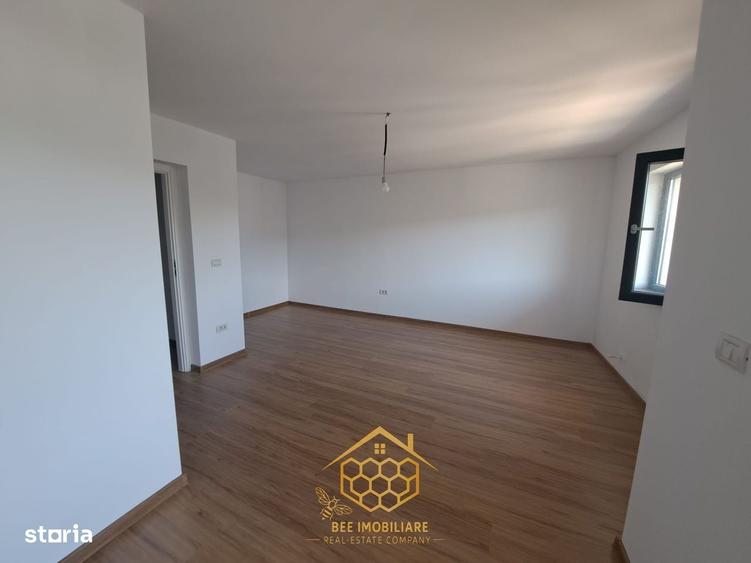 Casă cu 3 camere în Leamna de Jos