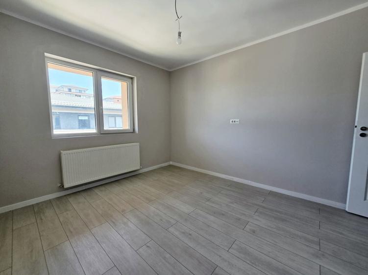 Apartament cu 2 camere decomandat în Dobroești