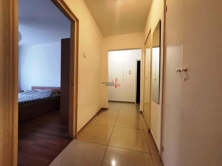 Apartament cu 2 camere decomandat în Sălăjan