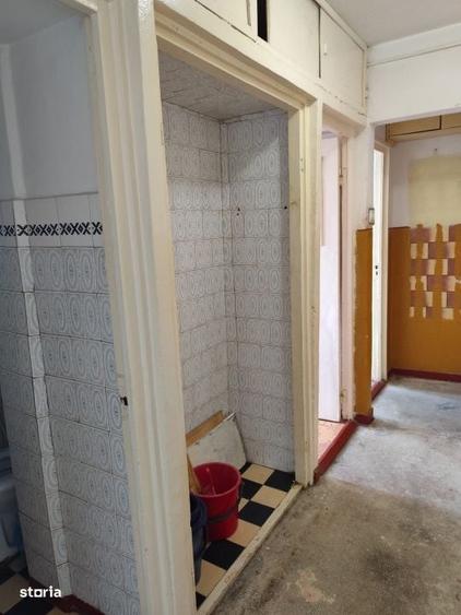 Apartament cu 3 camere în Km 4