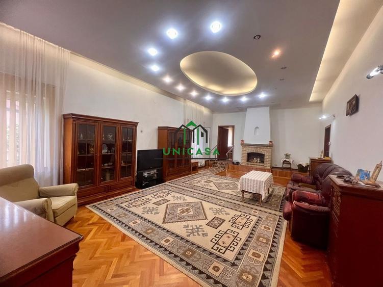 Casă individuală cu 4 camere cu Canalizare în Central