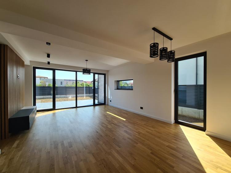 Imobil de exceptie, zona foarte buna. Prima inchiriere. Semimobilat, utilat. - 5